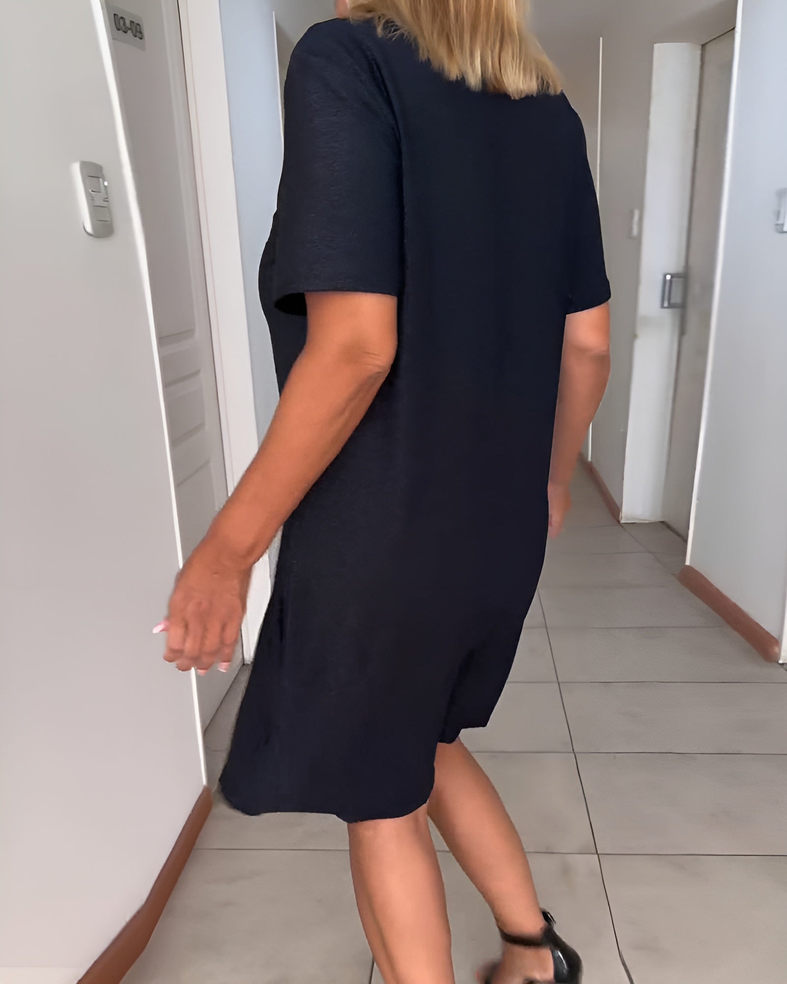 Laurence | V Yaka Fırfırlı Şık Elbise