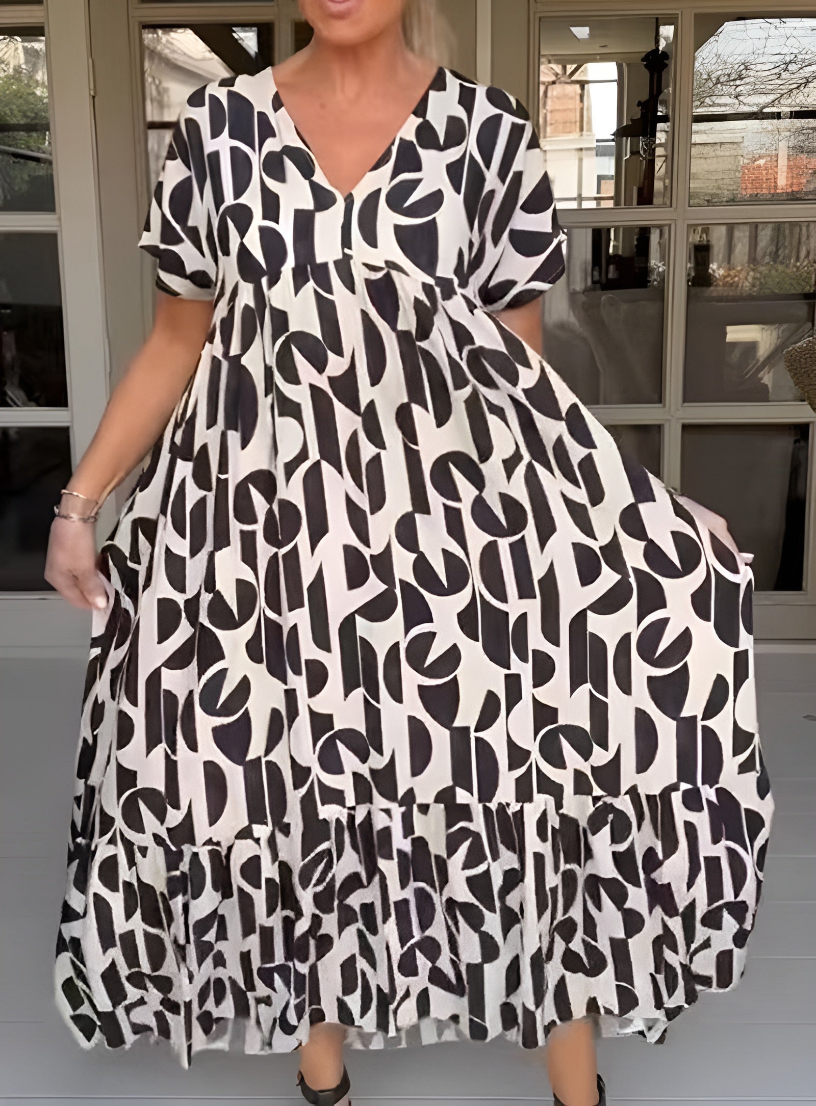 Colette | V Yaka Akışkan Elbise