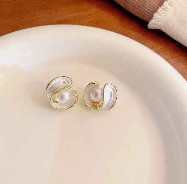 Liorie™ - İnci Spiral Küpeler